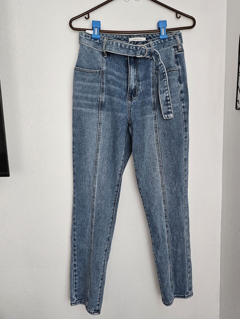 PacSun High-Waist Blue Women’s Jeans with Belt